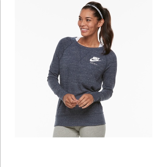 🌸Nike Vintage crew top🌸 - Picture 4 of 4